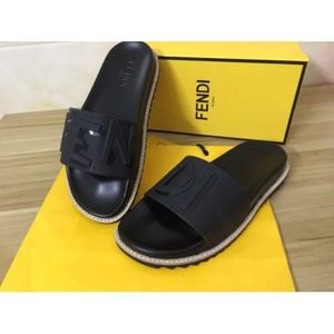 MEN SANDALS